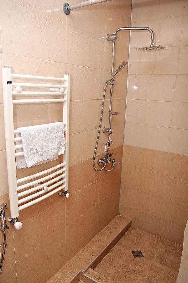 Boutique Hotel Dany Τυφλίδα Εξωτερικό φωτογραφία